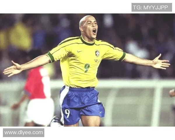 巴西足球历史十大传奇球星排名及其辉煌成就解析